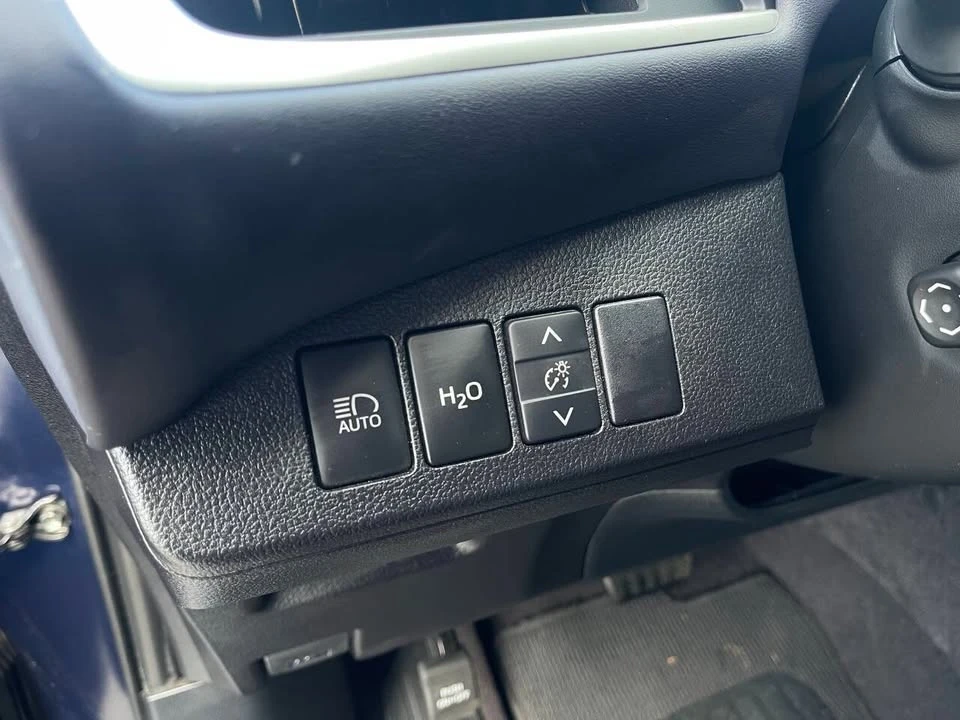 2020 Toyota Mirai - Image 8 of 20