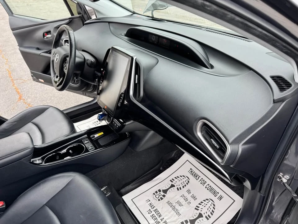 2020 Toyota Prius 4th Gen - Image 4 of 20