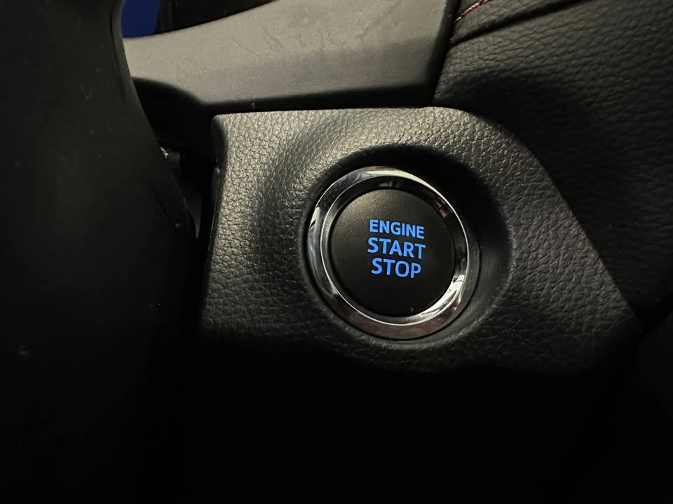 2020 Toyota RAV4 5th Gen - Image 9 of 17