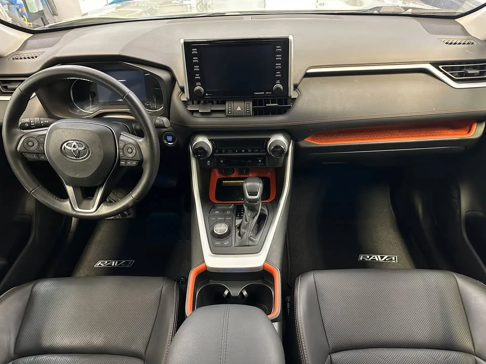 2020 Toyota RAV4 5th Gen - Image 3 of 17