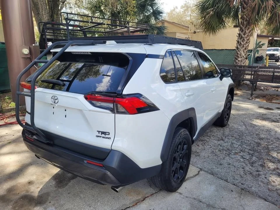2020 Toyota RAV4 5th Gen - Image 4 of 11