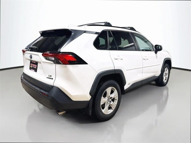 2020 Toyota RAV4 5th Gen - Image 4 of 20