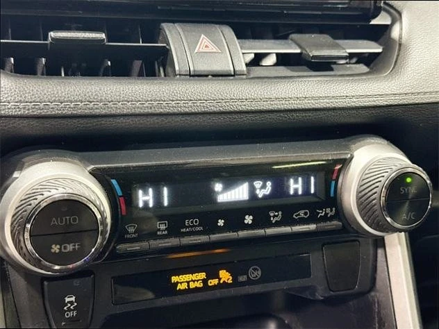 2020 Toyota RAV4 5th Gen - Image 12 of 20