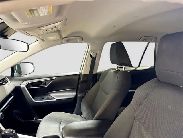 2020 Toyota RAV4 5th Gen - Image 13 of 20