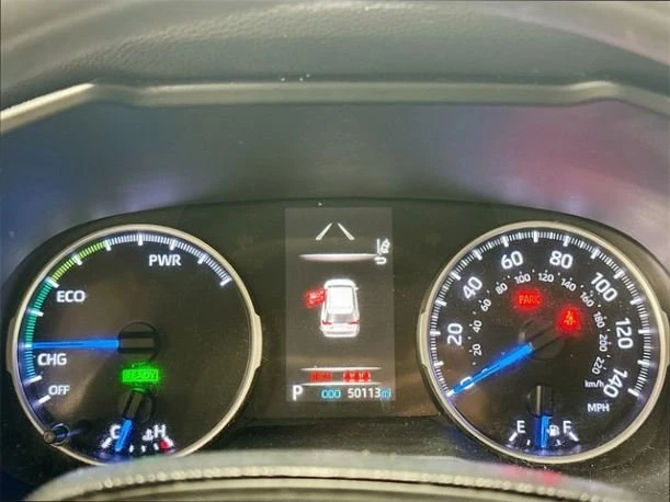 2020 Toyota RAV4 5th Gen - Image 9 of 20