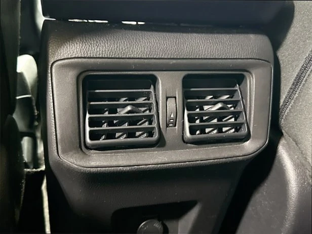 2020 Toyota RAV4 5th Gen - Image 17 of 20