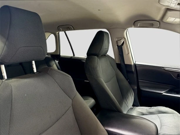 2020 Toyota RAV4 5th Gen - Image 19 of 20