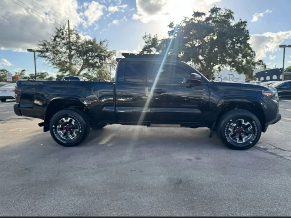 2020 Toyota Tacoma 3rd Gen - Image 6 of 11