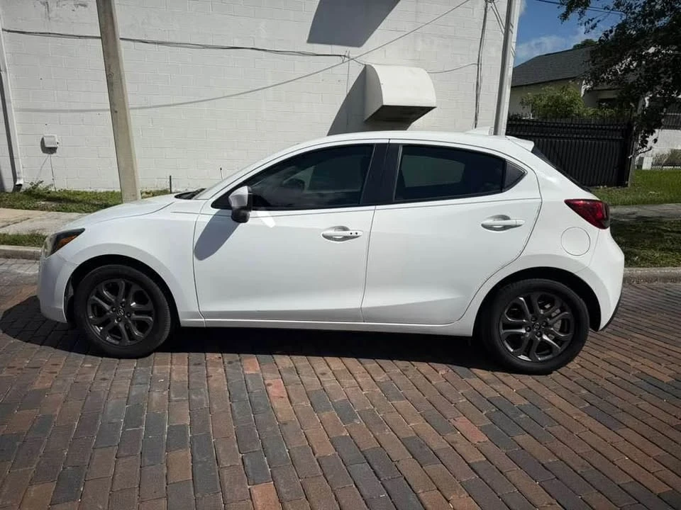 2020 Toyota Yaris - Image 10 of 20