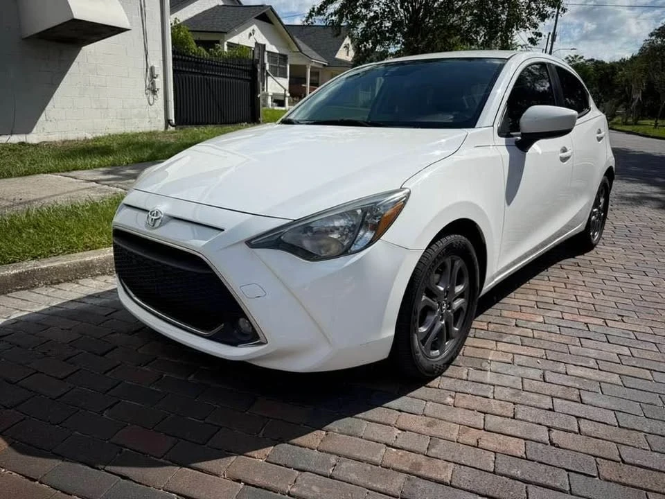 2020 Toyota Yaris - Image 6 of 20