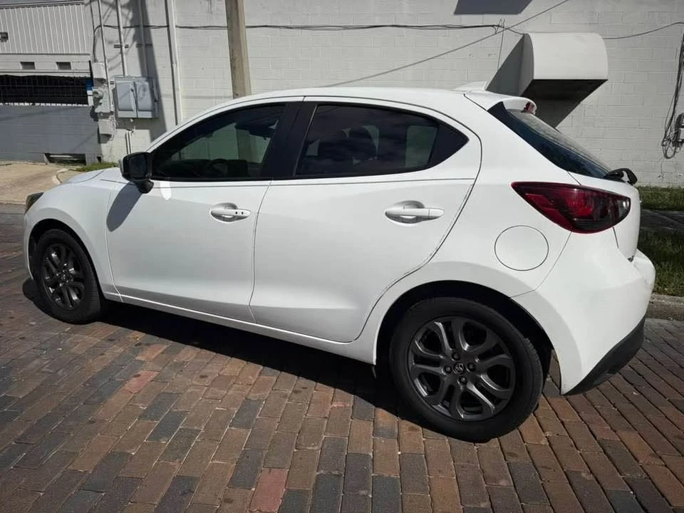 2020 Toyota Yaris - Image 9 of 20