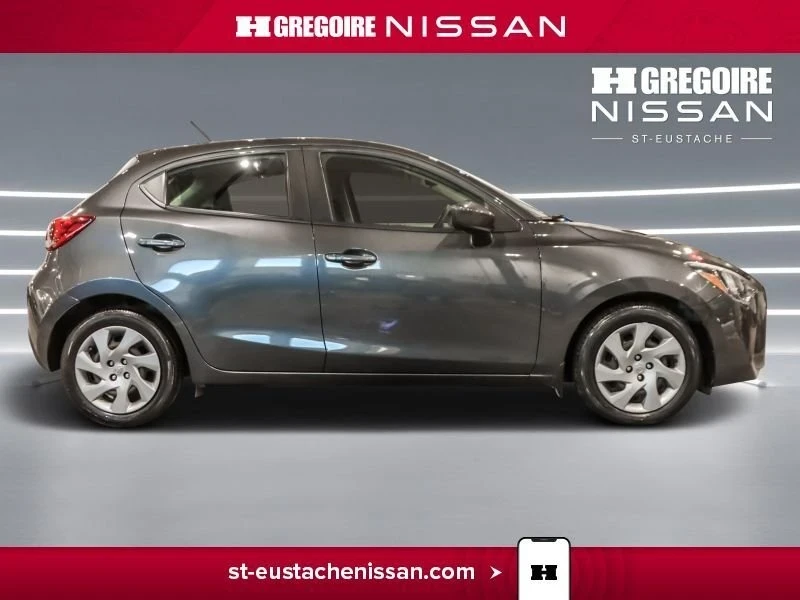 2020 Toyota Yaris - Image 12 of 19