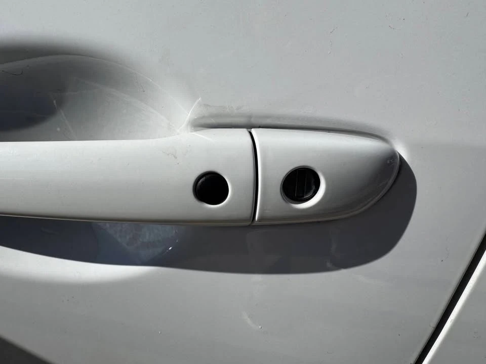2020 Toyota Yaris - Image 3 of 17