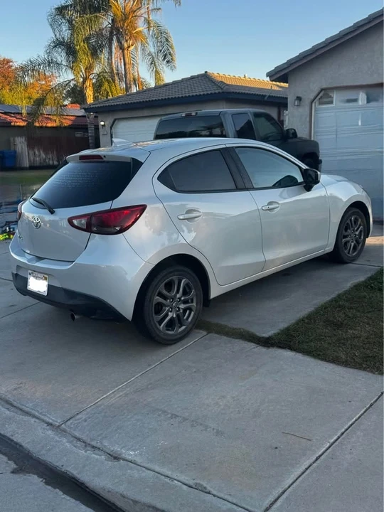 2020 Toyota Yaris - Image 4 of 6