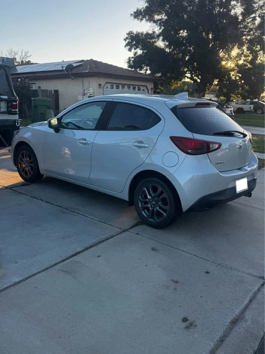 2020 Toyota Yaris - Image 5 of 6