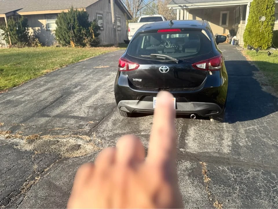 2020 Toyota Yaris - Image 5 of 9