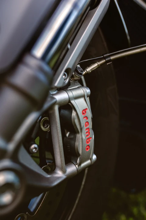 2020 Triumph - Image 15 of 25