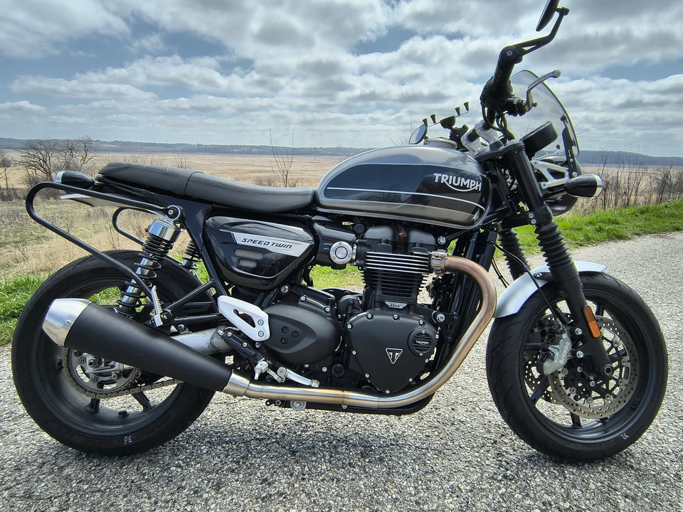 2020 Triumph Speed Twin 1200 - Image 15 of 20