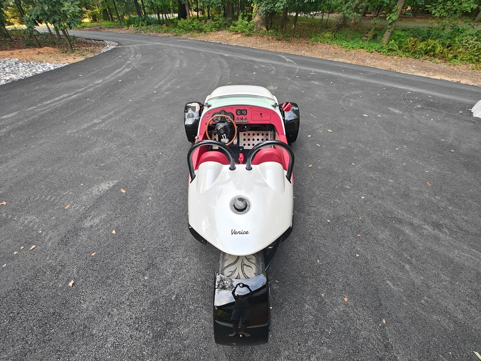 2020 Vanderhall Venice - Image 14 of 31
