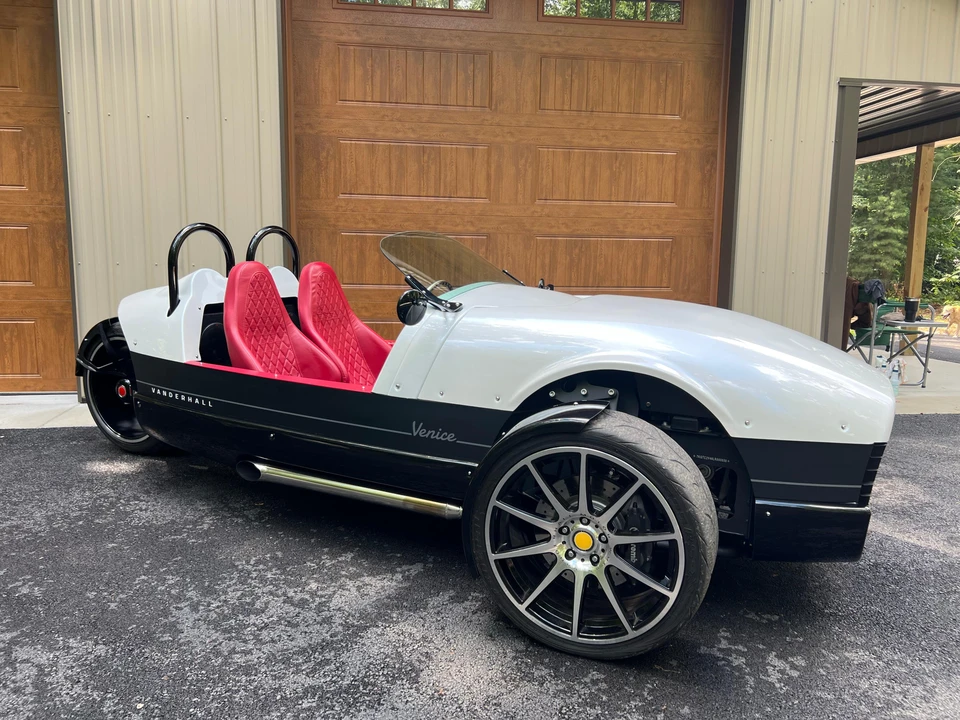 2020 Vanderhall Venice - Image 16 of 31