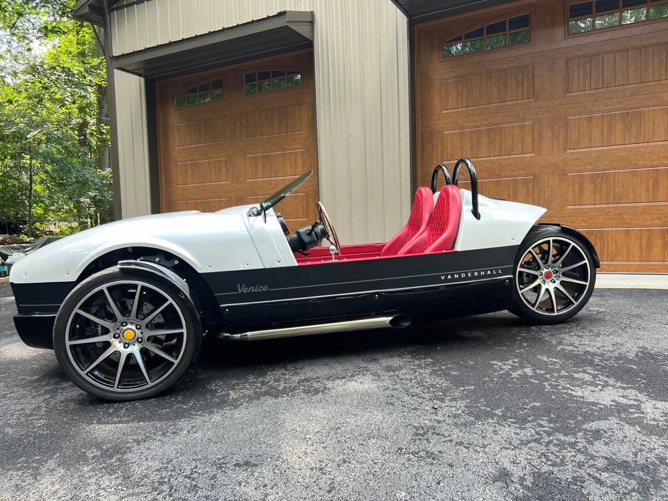 2020 Vanderhall Venice - Image 13 of 31