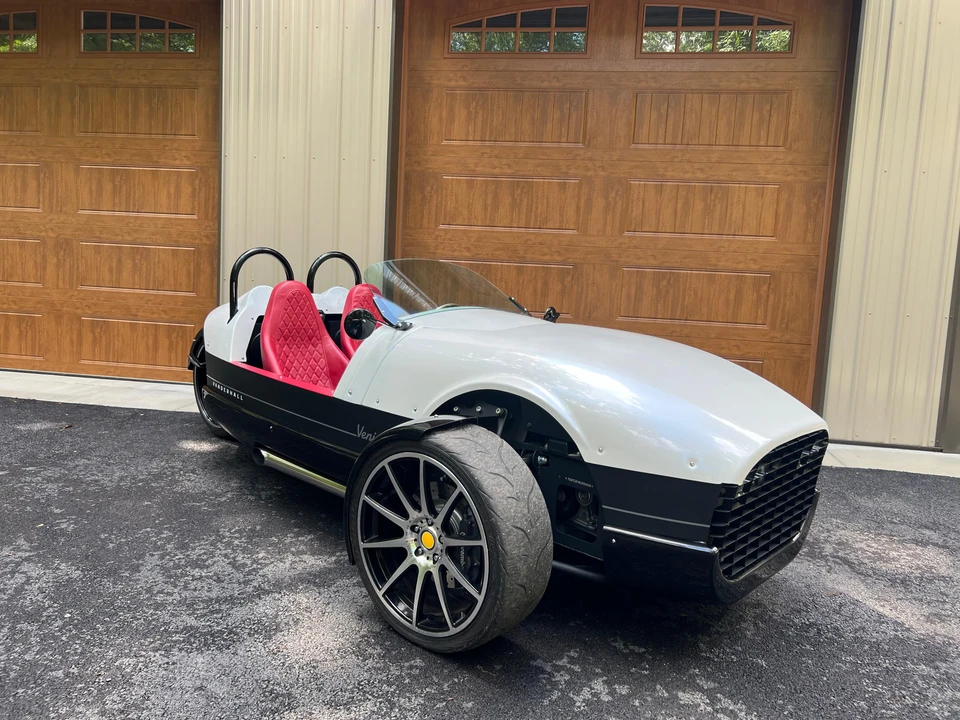 2020 Vanderhall Venice - Image 18 of 31