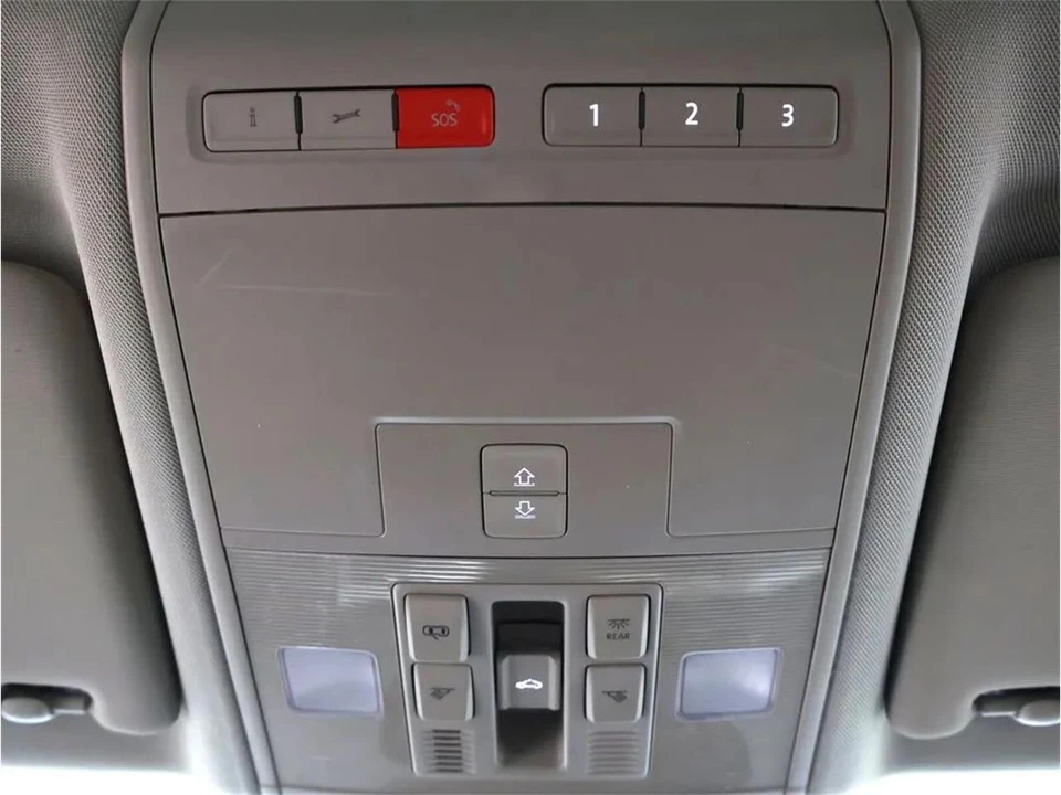 2020 Volkswagen Atlas - Image 24 of 31