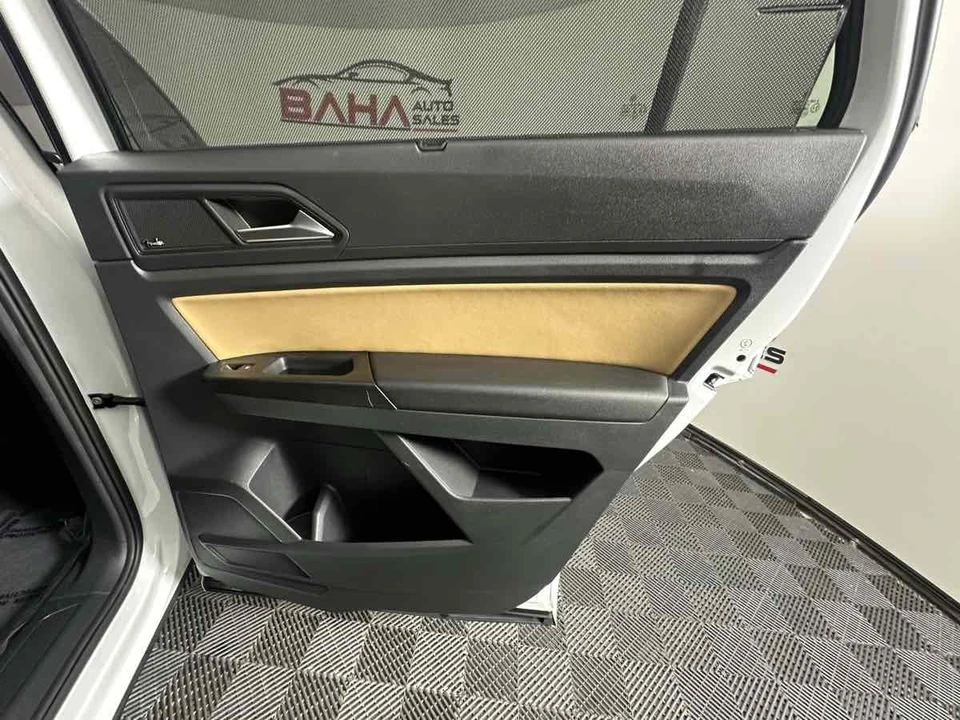 2020 Volkswagen Atlas - Image 19 of 21