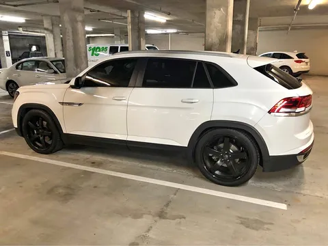 2020 Volkswagen Atlas Cross Sport S 4Motion