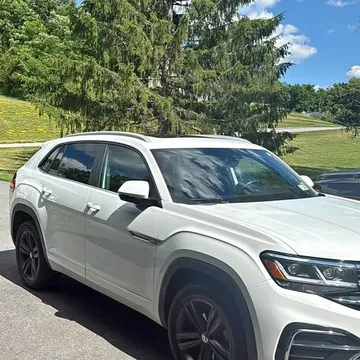 2020 Volkswagen Atlas Cross Sport SE R-Line w/Technology Sport Utility 4D