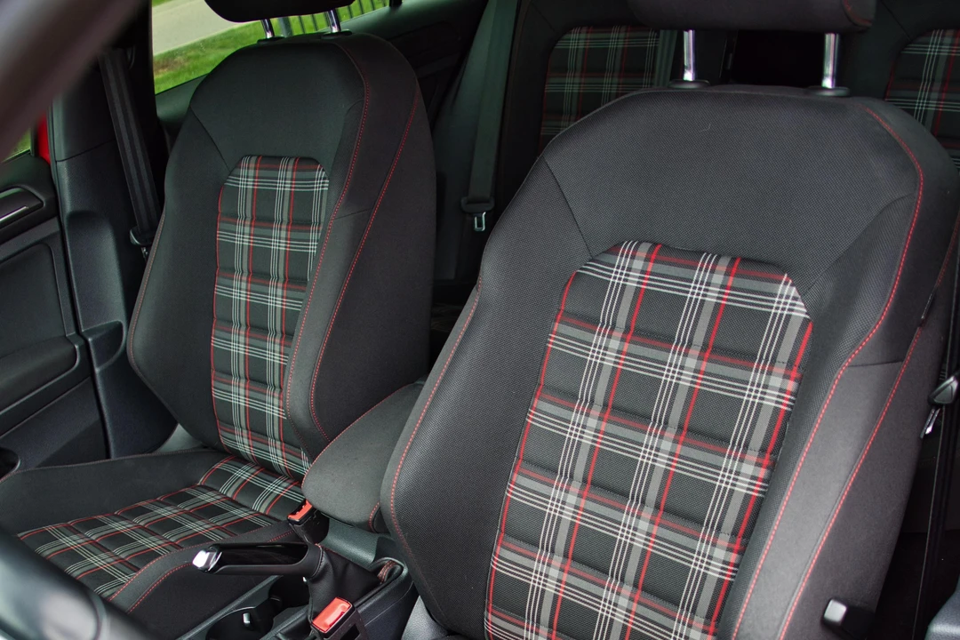 2020 Volkswagen GTI Mk7 - Image 30 of 31