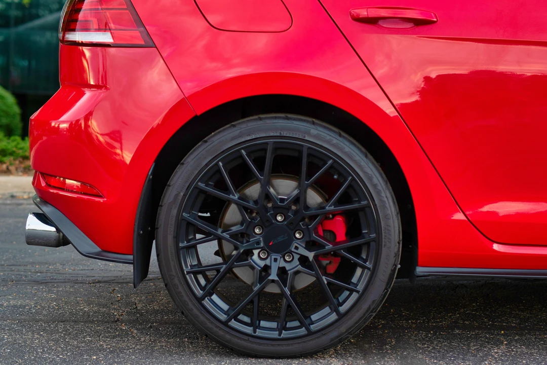 2020 Volkswagen GTI Mk7 - Image 24 of 31