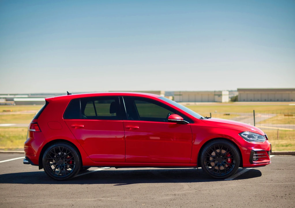 2020 Volkswagen GTI Mk7 - Image 12 of 31