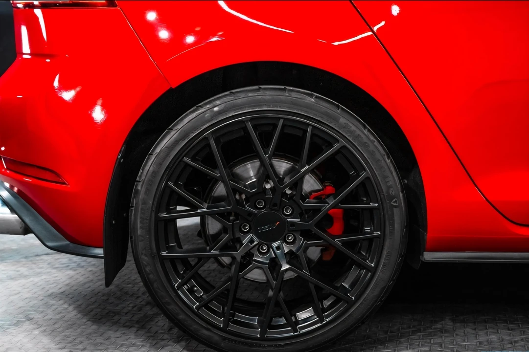2020 Volkswagen GTI Mk7 - Image 25 of 31