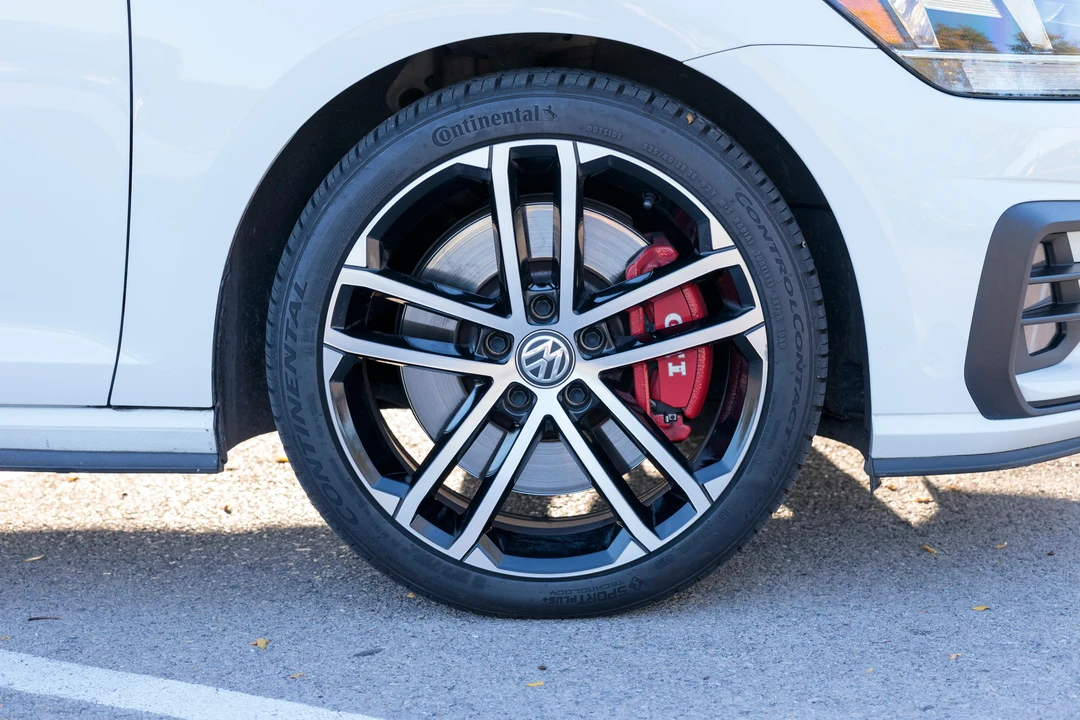 2020 Volkswagen GTI Mk7 - Image 28 of 31
