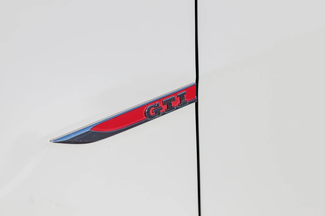 2020 Volkswagen GTI Mk7 - Image 16 of 31