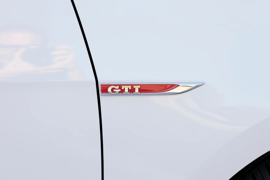 2020 Volkswagen GTI Mk7 - Image 24 of 31