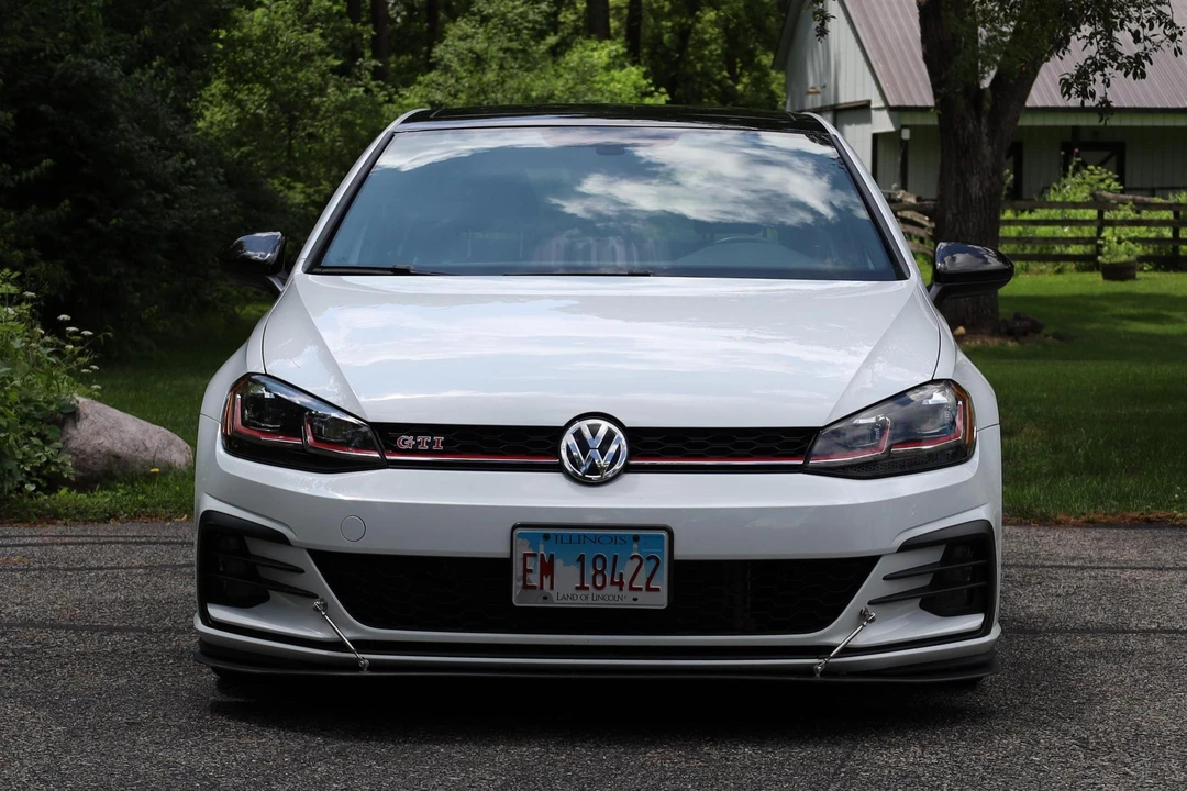 2020 Volkswagen GTI Mk7 - Image 2 of 31