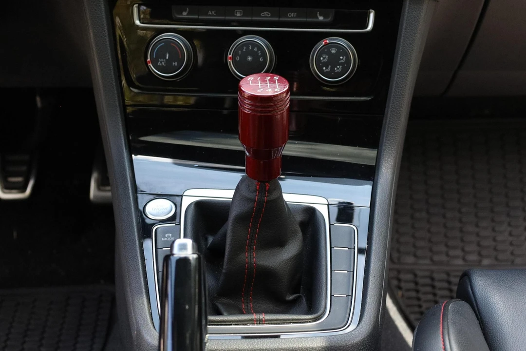 2020 Volkswagen GTI Mk7 - Image 24 of 31