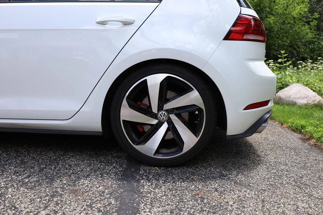 2020 Volkswagen GTI Mk7 - Image 19 of 31