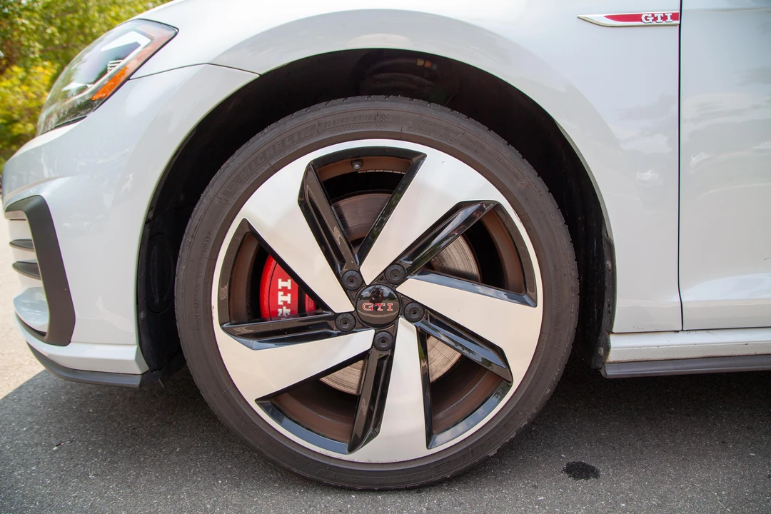 2020 Volkswagen GTI Mk7 - Image 25 of 31