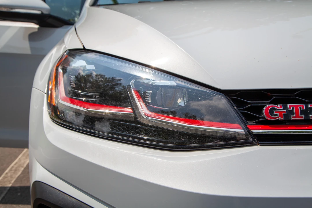2020 Volkswagen GTI Mk7 - Image 10 of 31