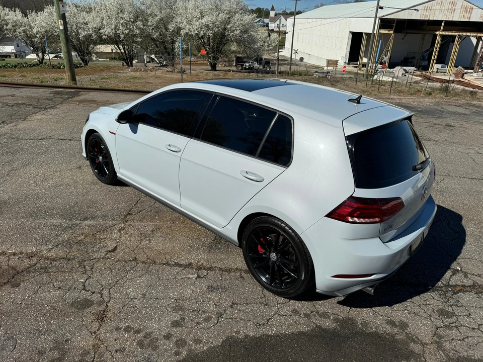 2020 Volkswagen GTI Mk7 - Image 9 of 31