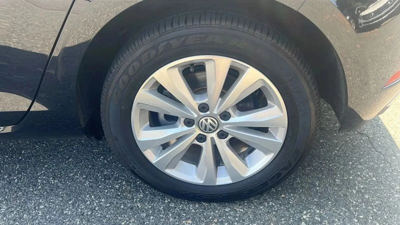 2020 Volkswagen Golf Mk7 - Image 11 of 12