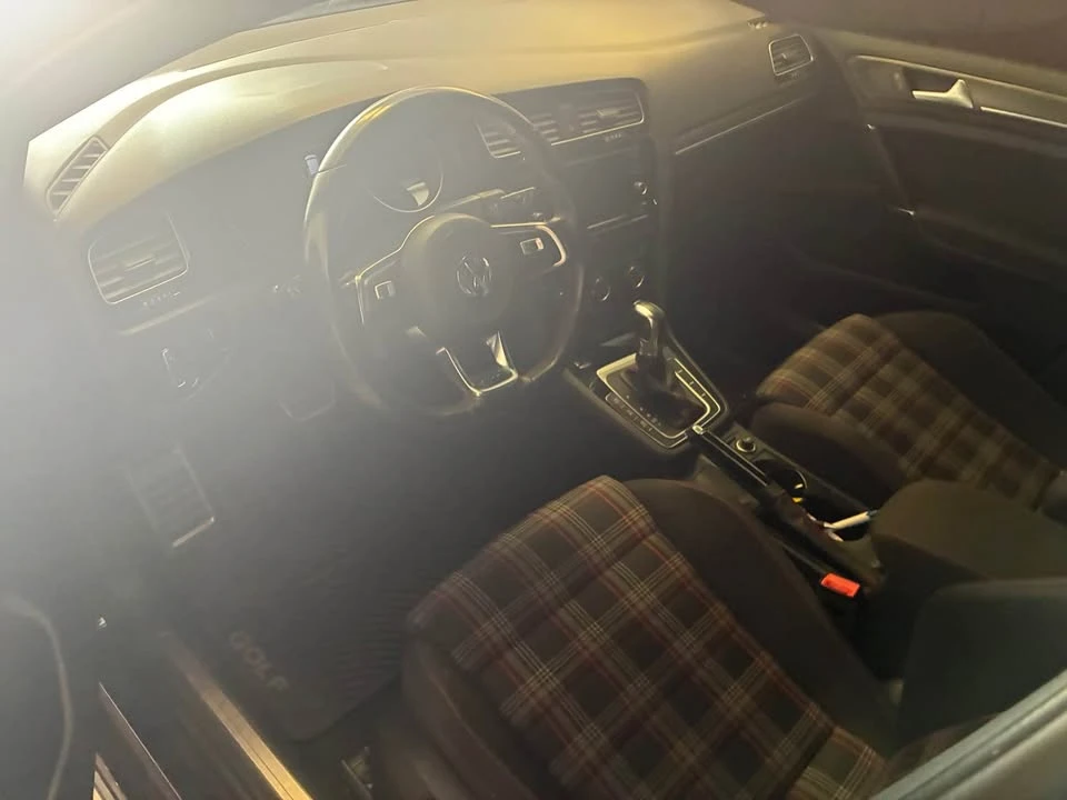 2020 Volkswagen GTI Mk7 - Image 7 of 9