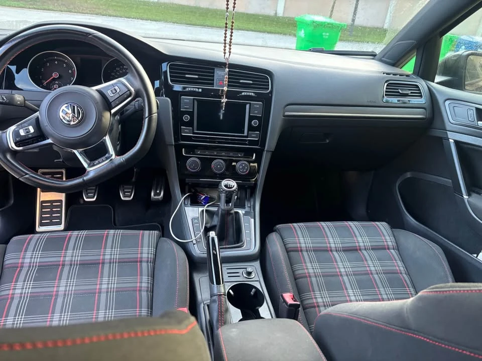 2020 Volkswagen GTI Mk7 - Image 7 of 12