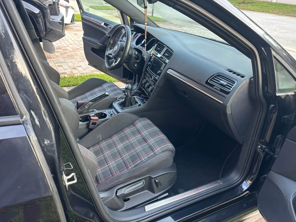 2020 Volkswagen GTI Mk7 - Image 6 of 12