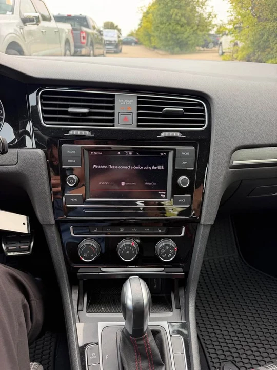 2020 Volkswagen GTI Mk7 - Image 9 of 9