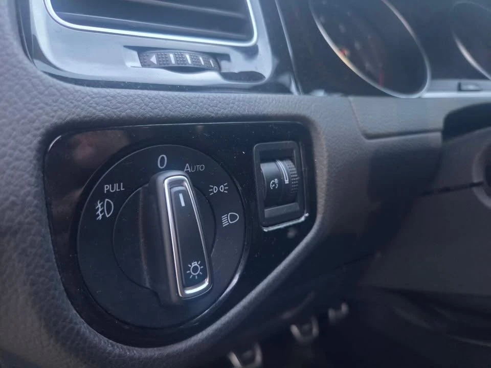 2020 Volkswagen GTI Mk7 - Image 12 of 20