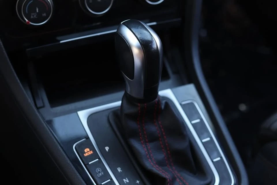 2020 Volkswagen GTI Mk7 - Image 10 of 13